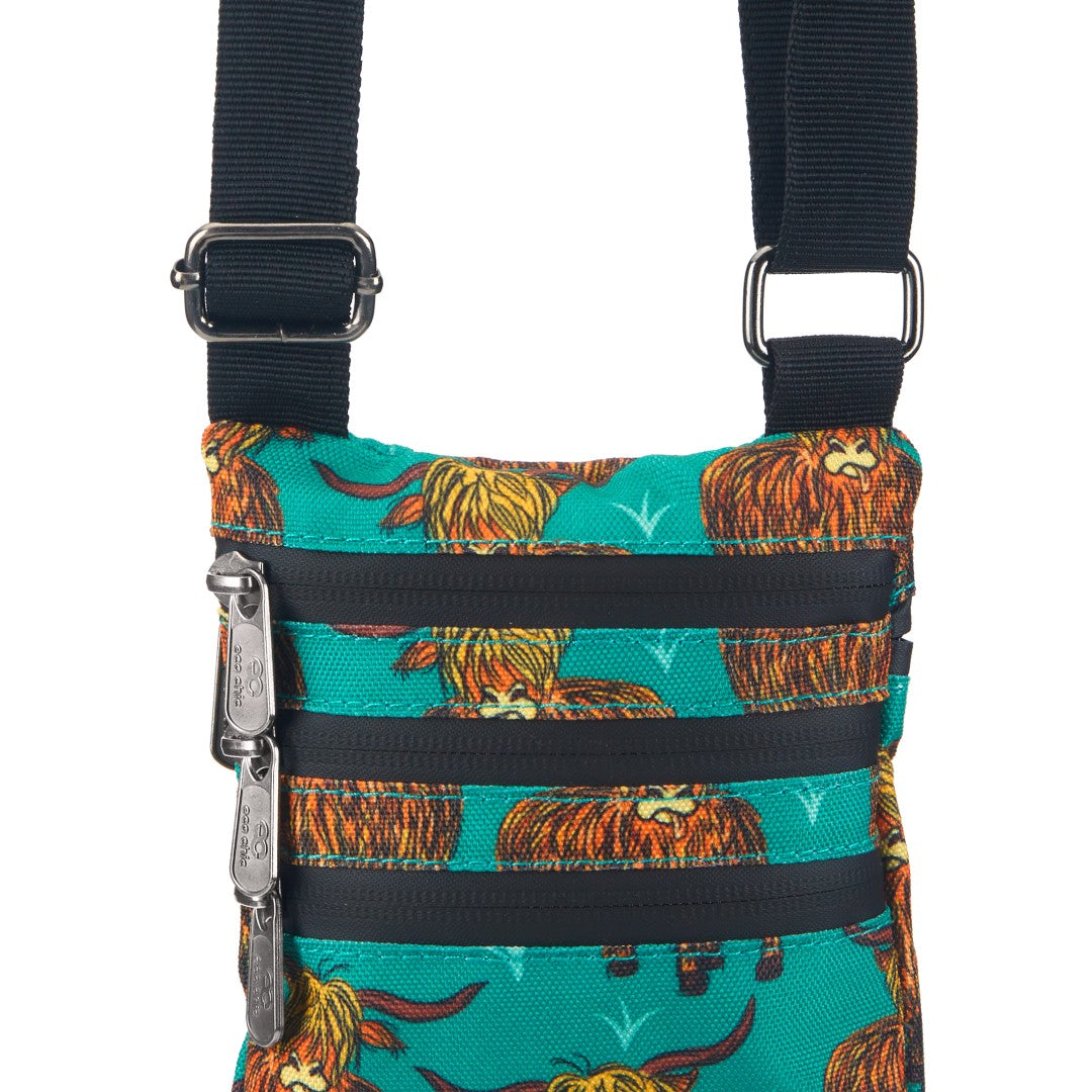 FA1-26 - Sac bandoulière pour téléphone en toile recyclée Eco Chic - Vache des Highlands