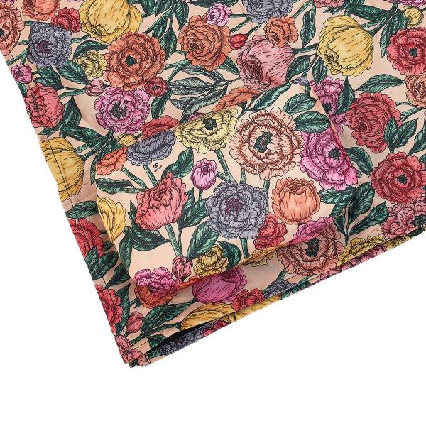 P07 Beige Peonies Picnic Blanket